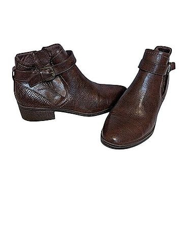 Baretraps Macayle Ankle Boots (view 1)