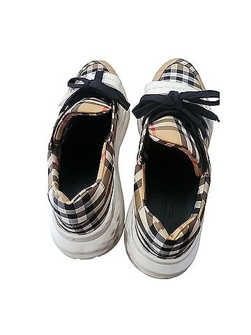 Saks Fifth Avenue Sneaker Sneakers (view 2)