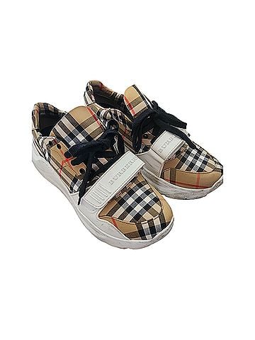 Saks Fifth Avenue Sneaker Sneakers (view 1)