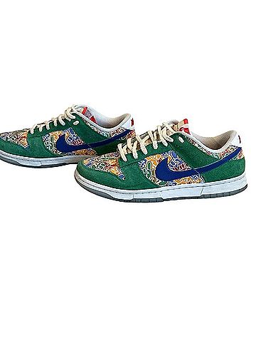 Nike Sneakers (view 2)