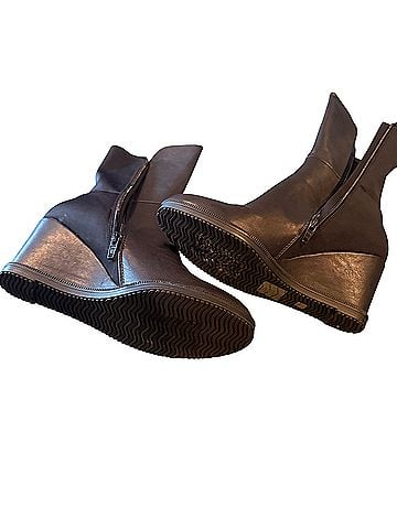 French Blu Heels (view 2)