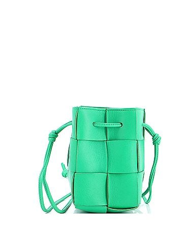 Bottega Veneta Cassette Bucket Bag Maxi Intrecciato Plisse Leather Small (view 1)