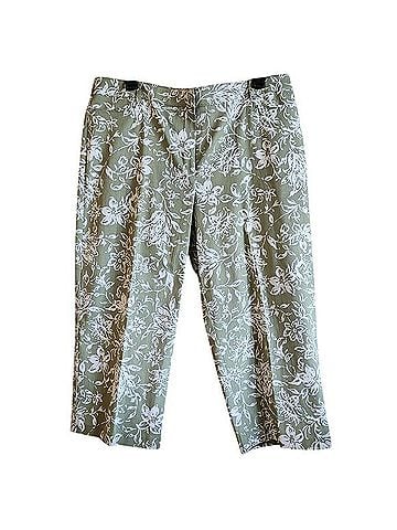 Briggs New York Petite Capri Pants Casual Pants (view 1)