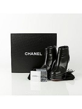 Chanel Ankle Boots Heels Size (view 1)