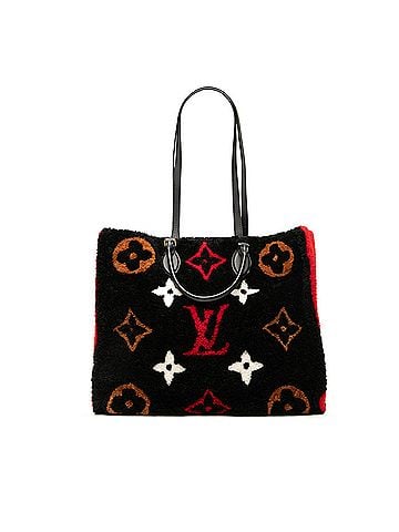Louis Vuitton Monogram Giant Shearling Teddy Onthego GM (view 1)