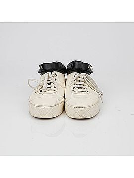 Chanel High Top Sneakers Size (view 2)
