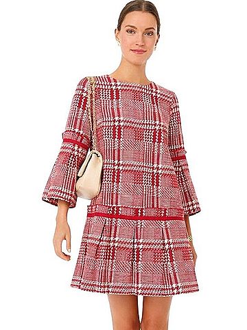Tuckernuck Kennedy Shift Dress Casual Dress (view 1)