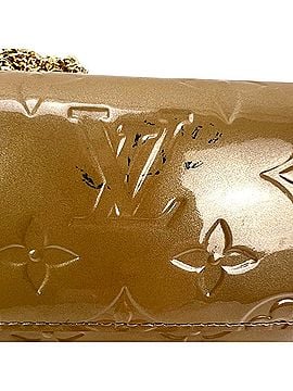 Louis Vuitton Louis Vuitton Sarah Vernis Beige Poudre Wallet (view 2)