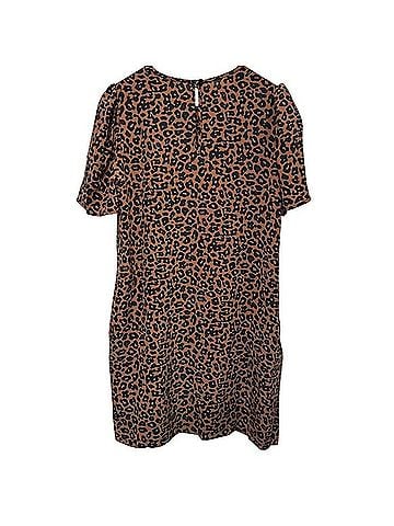 Amour Vert Darla Casual Dress (view 2)
