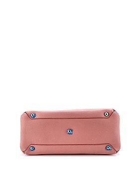 Burberry Banner NM Tote Leather Medium (view 2)