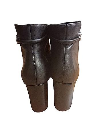 Bella Vita Bella Vita Ankle Boots (view 2)