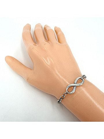 Tiffany & Co. Tiffany &amp; Co. Infinity Bracelet for Women, Jewelry Accessory, Sterling Silver 925, Approx. 6.1g (view 2)