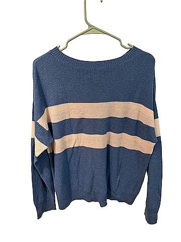 American Eagle Outfitters Pullover Sweater (view 2)