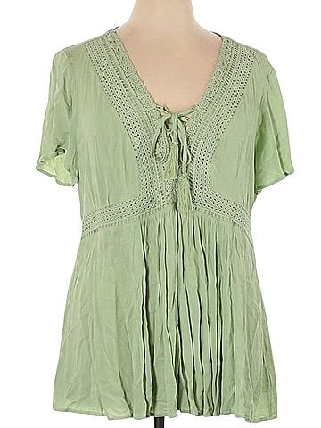 Torrid Short Sleeve Blouse (view 1)