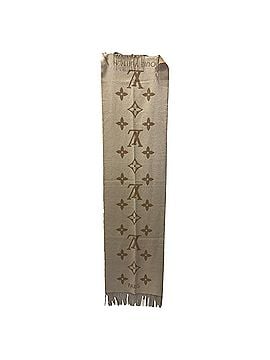 Louis Vuitton Louis Vuitton Reykjavik Fringed Scarf in Beige Cashmere (view 1)