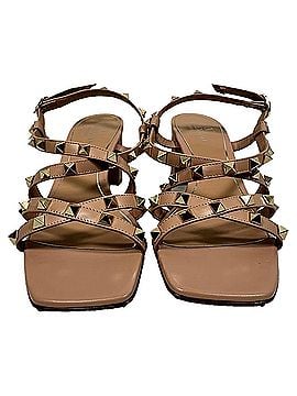 Mario Valentino Valentino Rockstud Ankle-Strap Block Heel Sandals in Beige Leather (view 2)