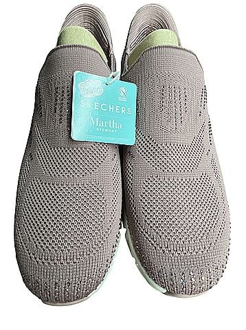 Skechers Sneakers (view 1)