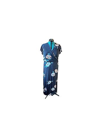 Loveappella Torri Casual Dress (view 1)