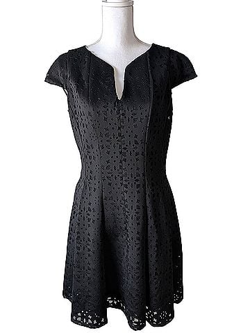Julia Jordan Casual Dress (view 1)