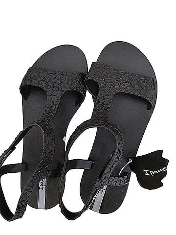 Ipanema Sandals (view 1)