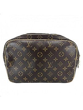 Louis Vuitton Louis Vuitton Reporter PM Shoulder Bag for Women, M45254, Monogram Canvas, Brown, Gold Hardware (view 2)