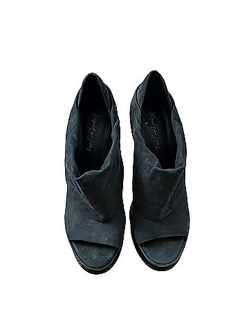 Elizabeth and James Heels (view 2)