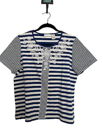 Alfred Dunner Short Sleeve Blouse (view 1)