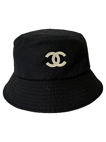 Chanel Chanel CC Embroidered Bucket Hat in Black Cotton (view 1)