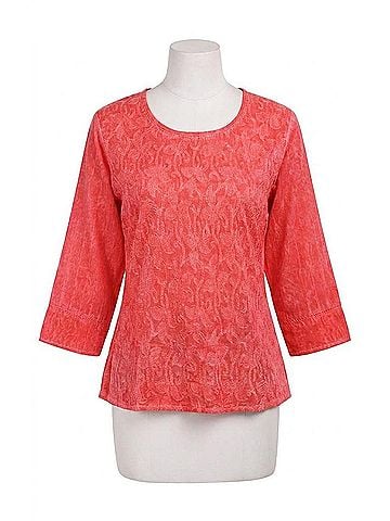 Parsley & Sage Natalie Three Quarter Sleeve Top in Crimson (view 1)