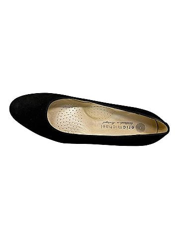 Eric Michael Women's Abby Classic Style Suede Heels in Black (view 2)