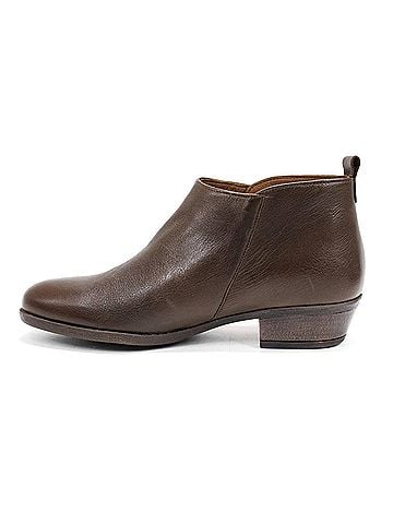Eric Michael Women's London Leather Boot in Brown (view 2)