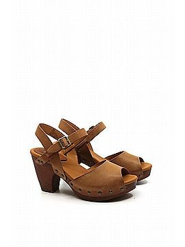 Kork-Ease Women's Gwen Sandal in Brown (view 2)