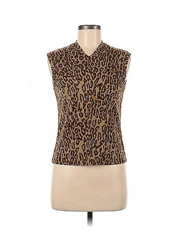6397 Women's Double-V Vest Leopard in Leopard (view 1)
