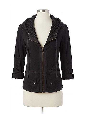 Wearables Fjord Jacket Top in Black (view 1)