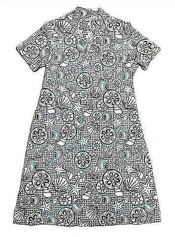Lulu-B Women's Short Sleeve Zip Top Dress Checkered Seashells &amp; Starfish in Multi (view 2)