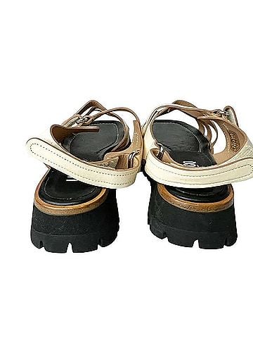 LABUCQ Boomer Sandals (view 2)