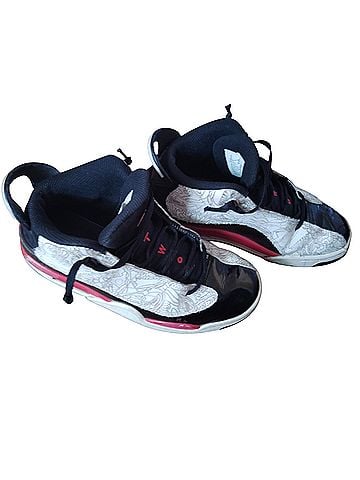 Jordan Jordan Sneakers (view 1)