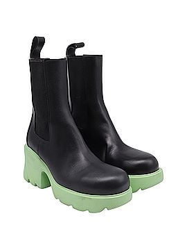 Bottega Veneta Bottega Veneta Flash Boote in Black and Green Leather (view 2)