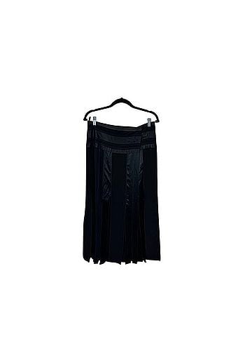 Zara Casual Skirt (view 1)