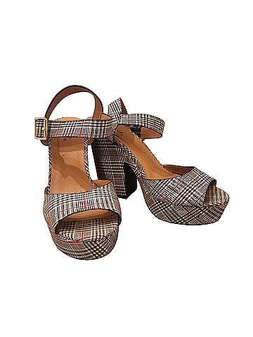 Qupid Heels (view 1)