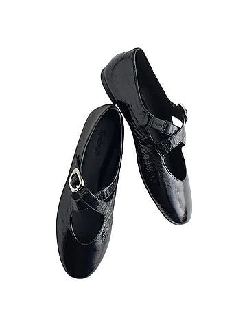 Madewell Flats (view 1)