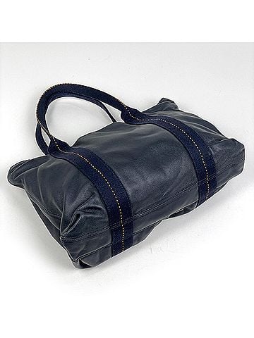Hermès Hermes Caravan Horizontal MM 2-Way Shoulder Bag/Handbag, Veau Delma, Navy, Women's (view 2)
