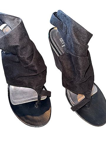 Bakers Wedges (view 1)