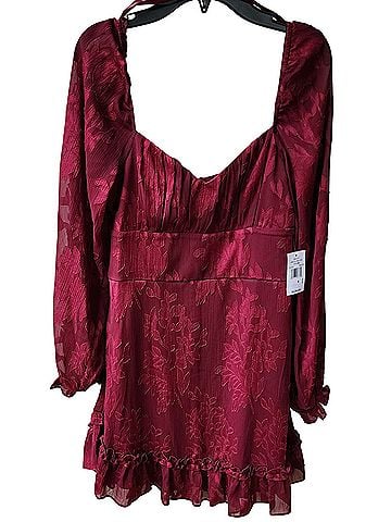 B. Smart Long Sleeve Blouse (view 1)