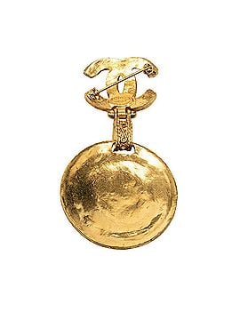 Chanel Chanel Coco Mark Gripoix Round Brooch, 04A Engraving, Gold Red Plated Glass, Women's CHANEL (view 2)