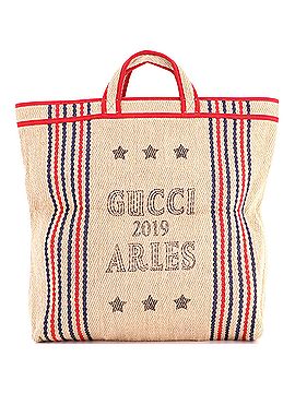 Gucci Disney Three Little Pigs Open Tote Raffia with Applique (view 1)