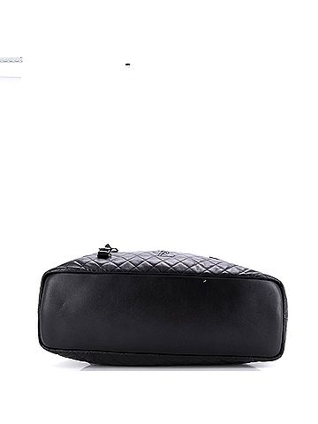 Saint Laurent ES Giant Travel Bag Quilted Leather (view 2)