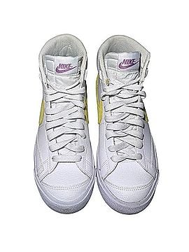 Nike Blazer Mid '77 Sneakers (view 2)