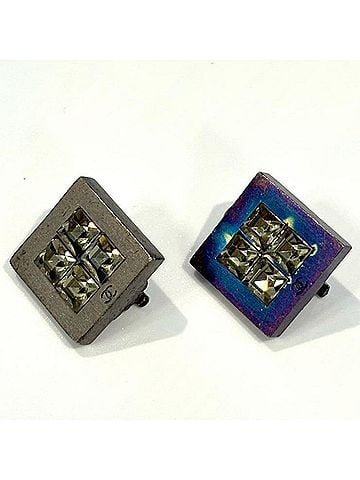 Chanel Chanel earrings, 95P, Coco Mark, square, rhinestone, metal, silver. (view 1)
