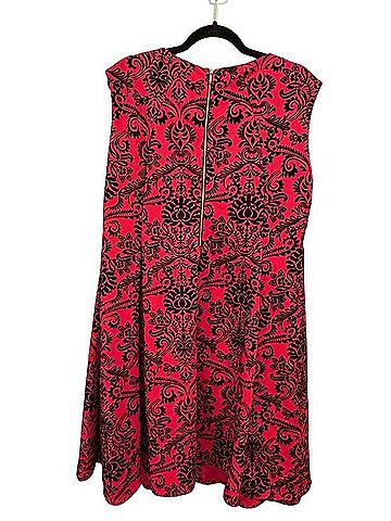 Roz & Ali Casual Dress (view 2)